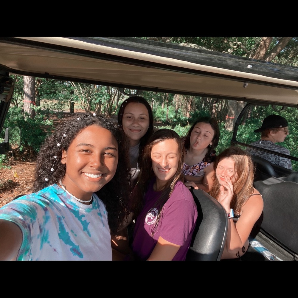 Meet your Posher, Kamira